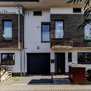The Family House Wawer , Warszawa Polska